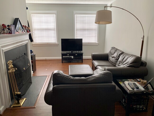 Photo - 2601 Arlington Blvd Unidad 101