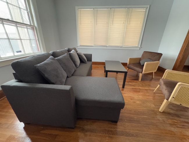 Photo - 40 Benjamin Ave SE Unit Ground