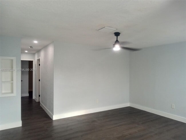 Photo - 1070 NW 23rd Rd