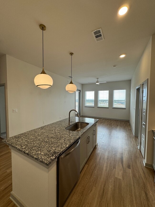 Photo - 4700 Lakeside Holw St Unit 2107