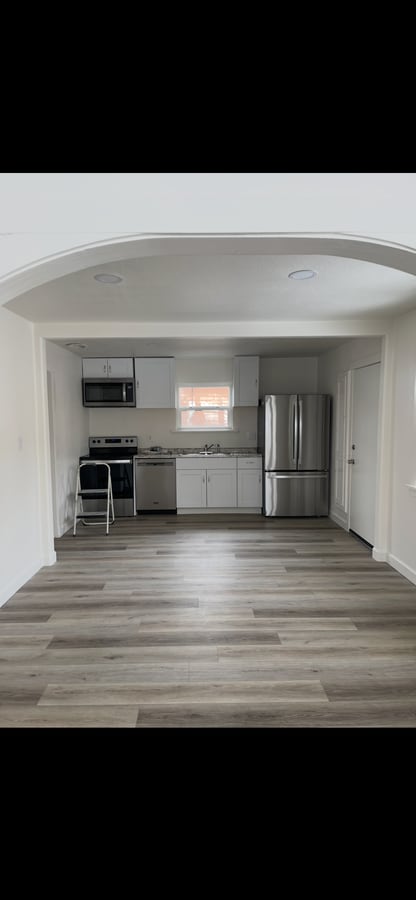 Photo - 210 Reno Ave