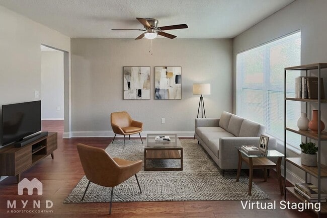 Photo - 209 Banyan Ct