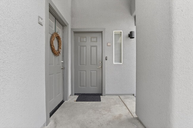 Photo - 7401 W Arrowhead Clubhouse Dr Unit 2045