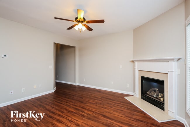 Photo - 5450 Crestwick Wy