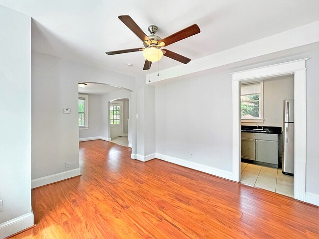 Photo - 1955 N Cleveland St