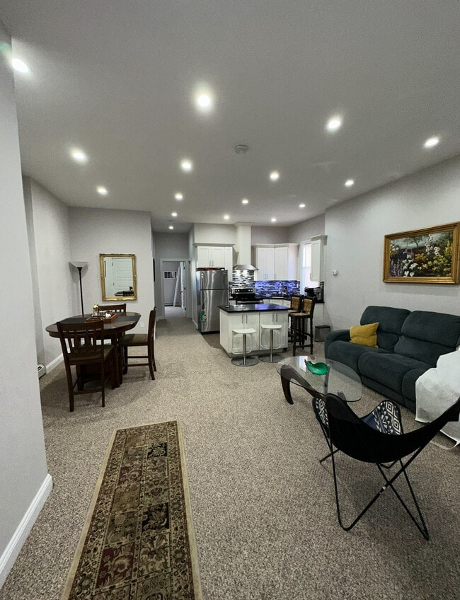 Photo - 288 Hendrix St