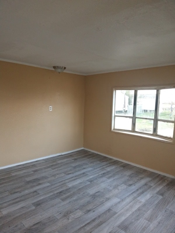 Photo - 1421 Airport Rd