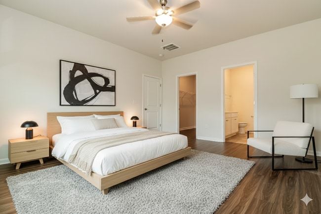 Photo - 363 Augustine Dr