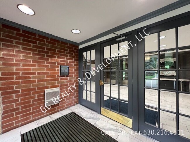 Photo - ***FOUNTAIN SQUARE CONDO / 2 BDRM - 1.5 BT... Unidad 213