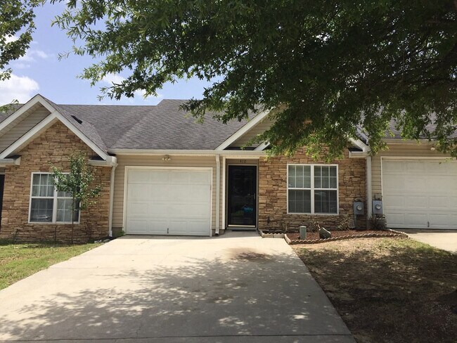 Photo - 410 Northrop Pl