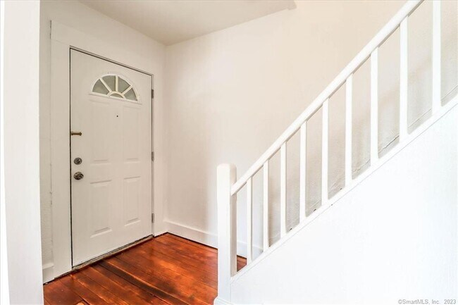 Photo - 14 Poplar St Unit B