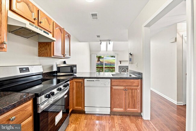 319 Cashel Ct Unit 319