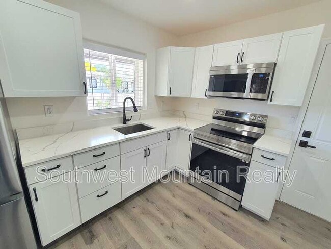 Photo - 7404 N 62nd Ave