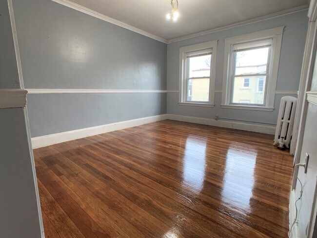 Photo - 154 Thorndike St Unit 3