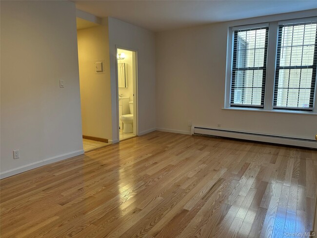 Photo - 310 Riverside Blvd Unit 2K