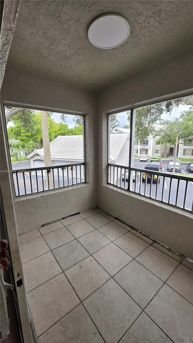 Photo - 2880 N Oakland Forest Dr Unit 214