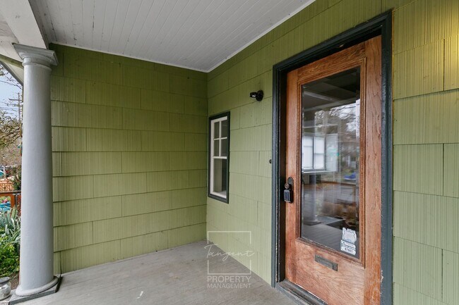 Photo - THE BETTY (NR-BETTY) Unit 1400