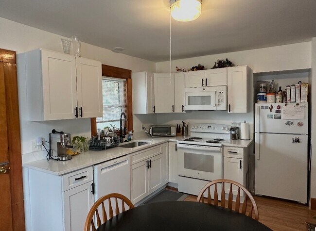 Photo - 27 Mount Vernon St Unit 1