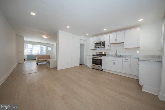 Photo - 426 Hampden Rd