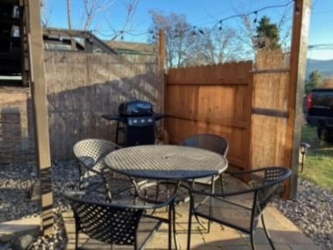 Photo - 111 E Jewett Blvd Unit 109A