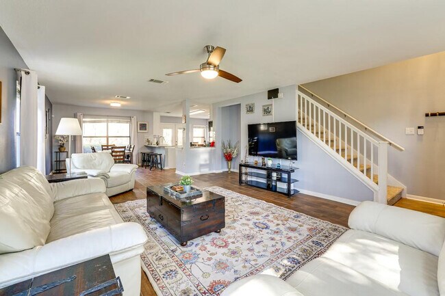 Photo - 1122 Gruene Rd Unidad ID1385976P