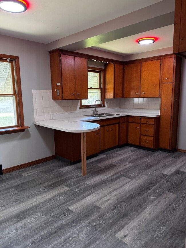 Photo - 23901 Puritan Ave