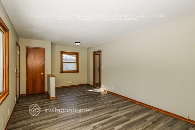 11418 Wren St NW