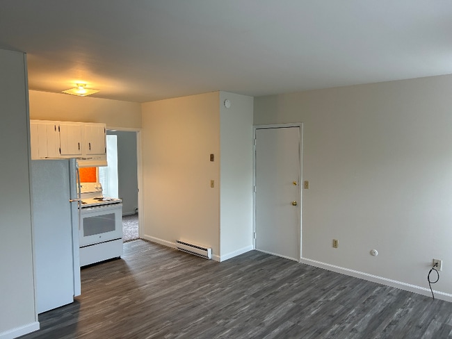 Photo - 42 E Pine St Unit Apt. 3