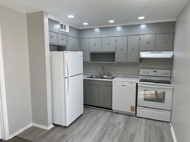 Photo - 2075 Clingan Dr NW