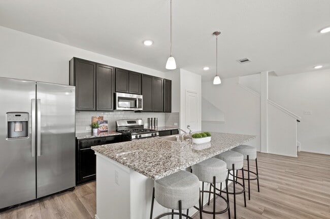 1408 Wycliffe Dr