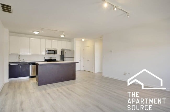 Photo - 1544 W Glenlake Ave Unidad 5B