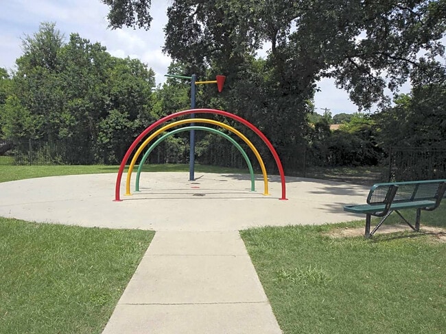 Photo - Spanish Arms