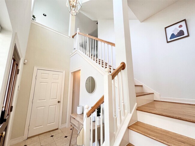 Photo - 1502 Crocker St