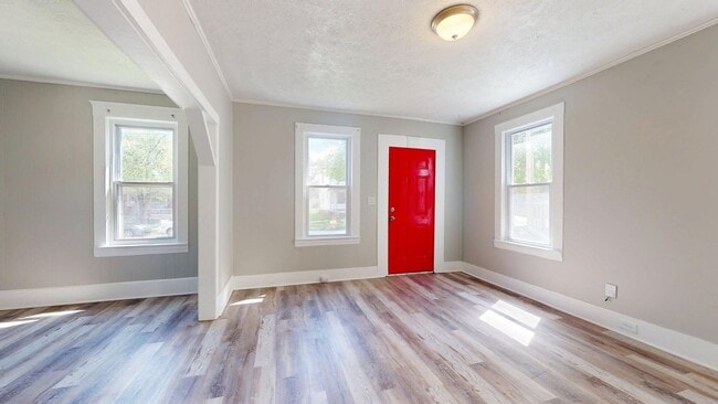 Photo - Clark / Fulton Area - 3 Bedrooms - 1 Bath - Single Family Home