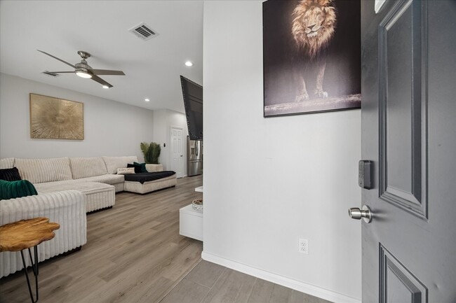 Photo - 8308 James Franklin St