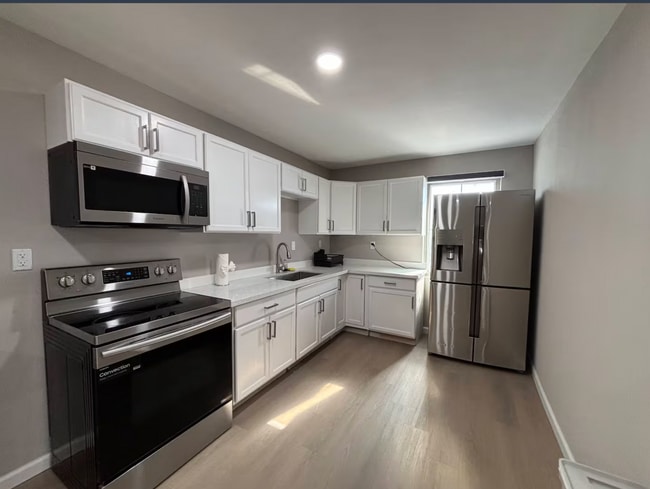 Building Photo - CWA5