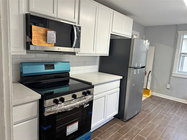 Photo - 912 W Cleveland St