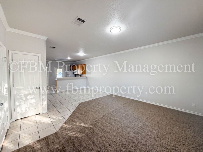 Photo - 706 Biloxi Dr