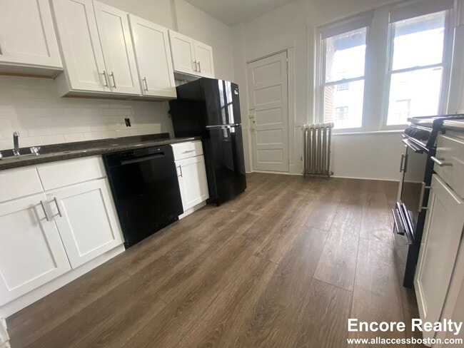 Photo - 1375 Commonwealth Ave Unit 7