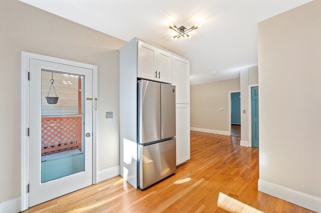 Photo - 35 Story St Unit 1