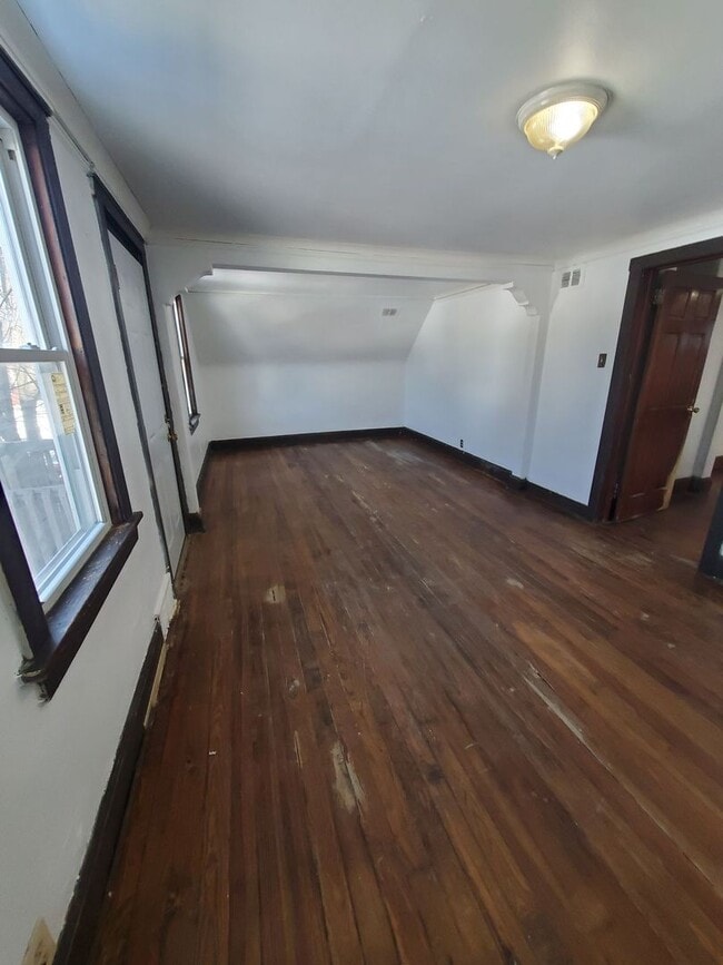 Building Photo - 3216 N Achilles St Unit 3216A Upper