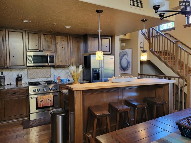 Photo - 2090 W Bellerive Ln