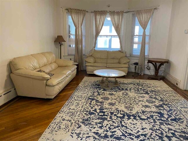 Photo - 163 Jewett Ave