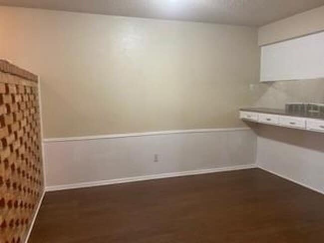 Photo - 708-714 E Pecan St Unidad 710 E Pecan St