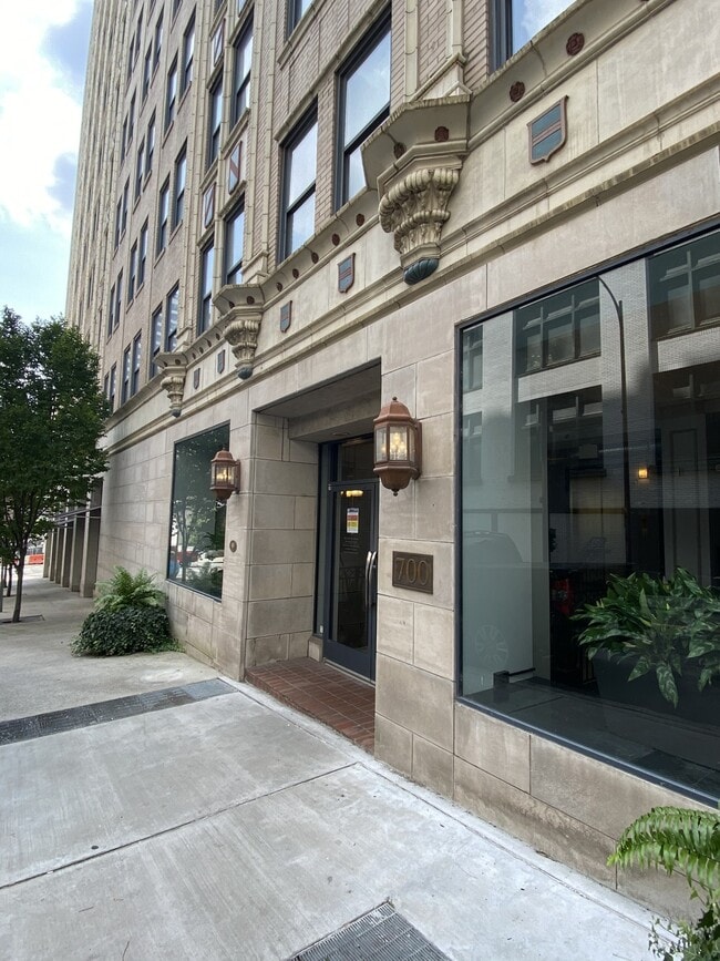 Photo - 700 Church St Unit 408