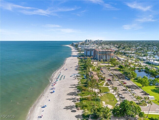 Photo - 1300 Gulf Shore Blvd N Unidad 103