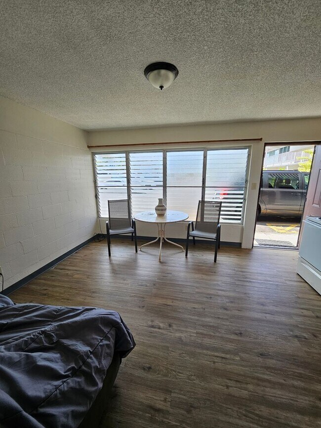 Photo - 1 bedroom apartment available Unit 112