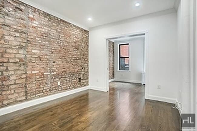 MOTT STREET - MOTT STREET Apartment Unit 1A