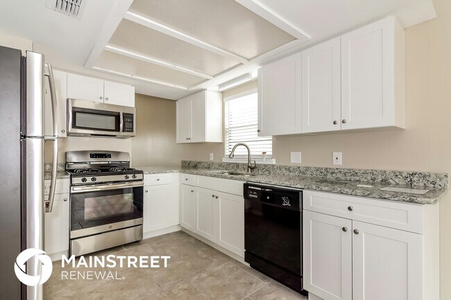 Photo - 3211 Timberline Rd