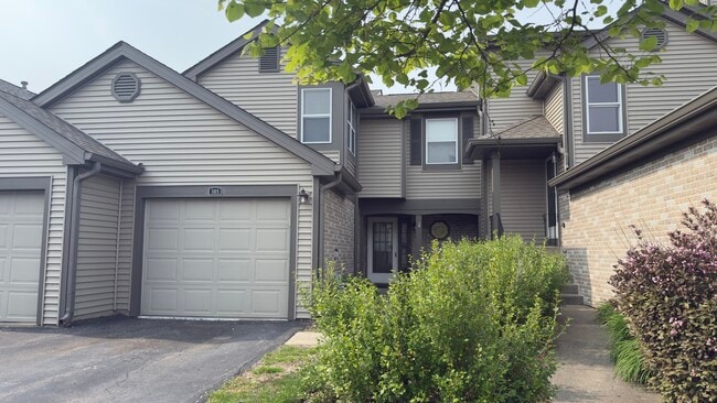Photo - 385 Grissom Ct Townhome